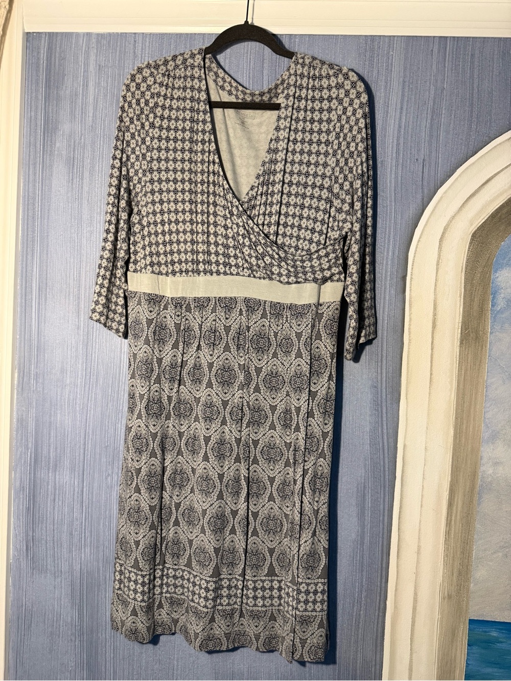 ATHLETA 3/4 sleeve  women’s Printed Midi Dress Size 1X Like New
